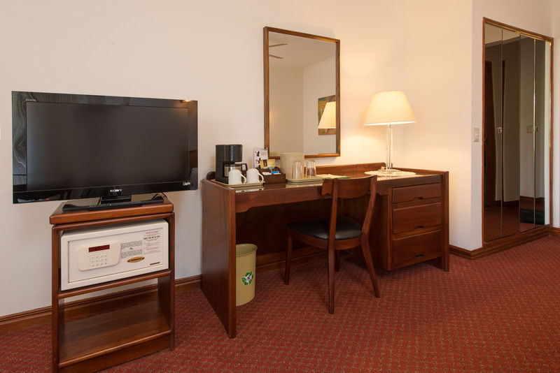 Hotel Bougainvillea San Jose Santo Domingo De Heredia Buitenkant foto