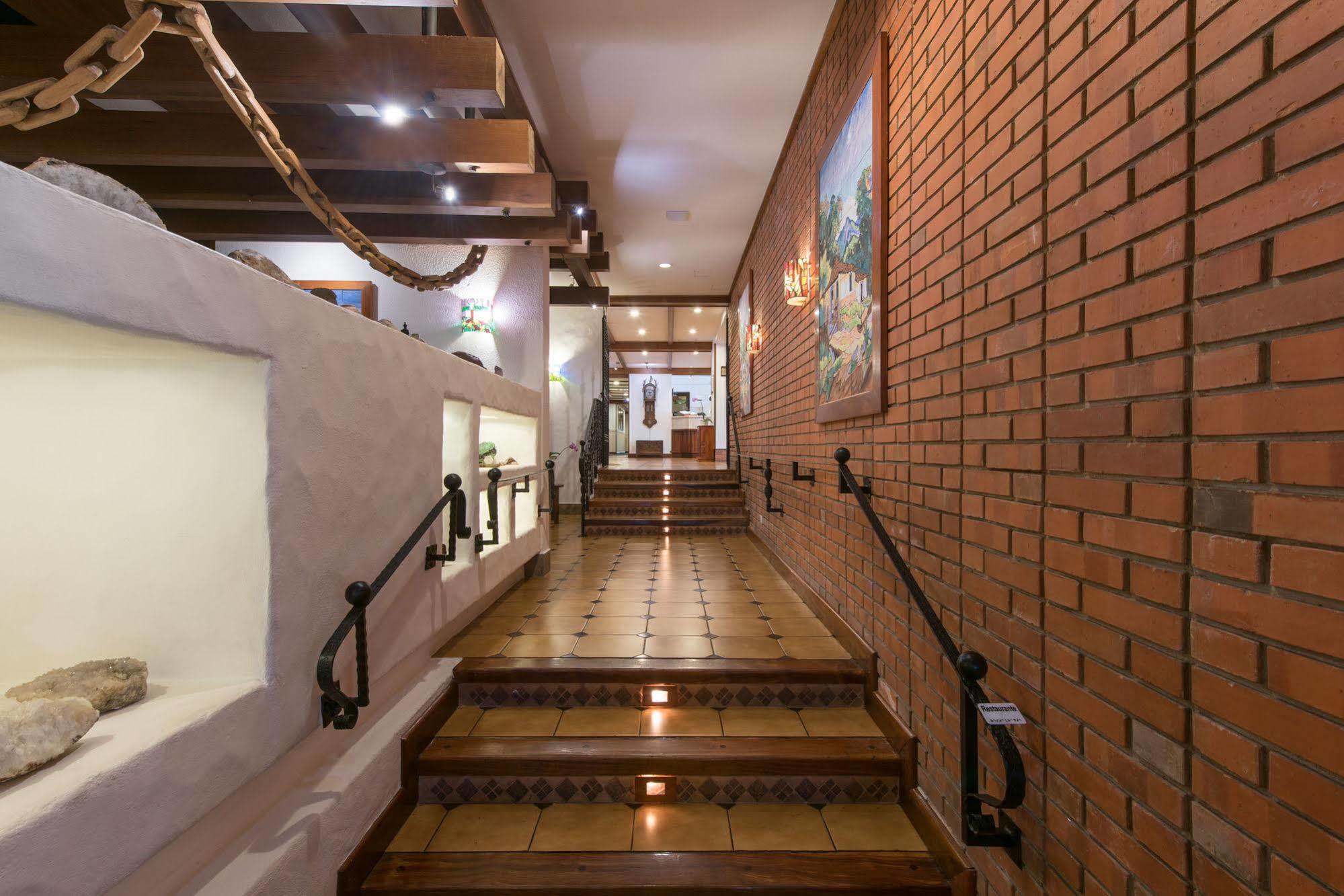 Hotel Bougainvillea San Jose Santo Domingo De Heredia Buitenkant foto
